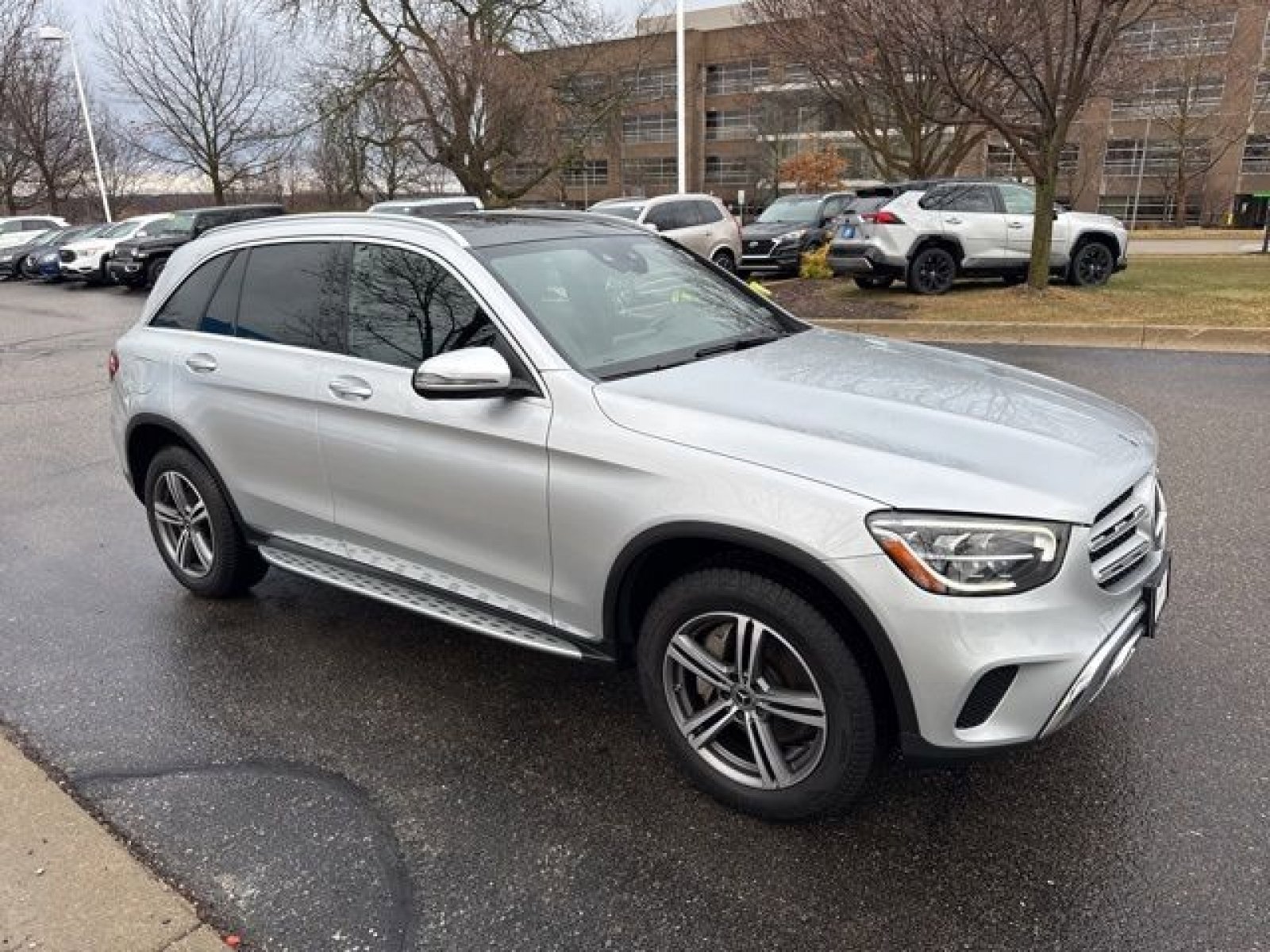 Used 2020 Mercedes-Benz GLC 300 4MATIC image 6