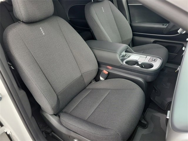 New 2026 Hyundai Ioniq 9 SE w/ Tow & Go Package image 17