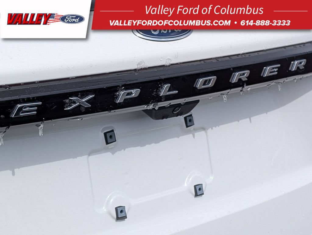 New 2025 Ford Explorer Active w/ Active Comfort Package AWD/4WD image 15