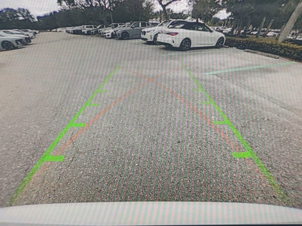 New 2026 BMW X5 sDrive40i image 21