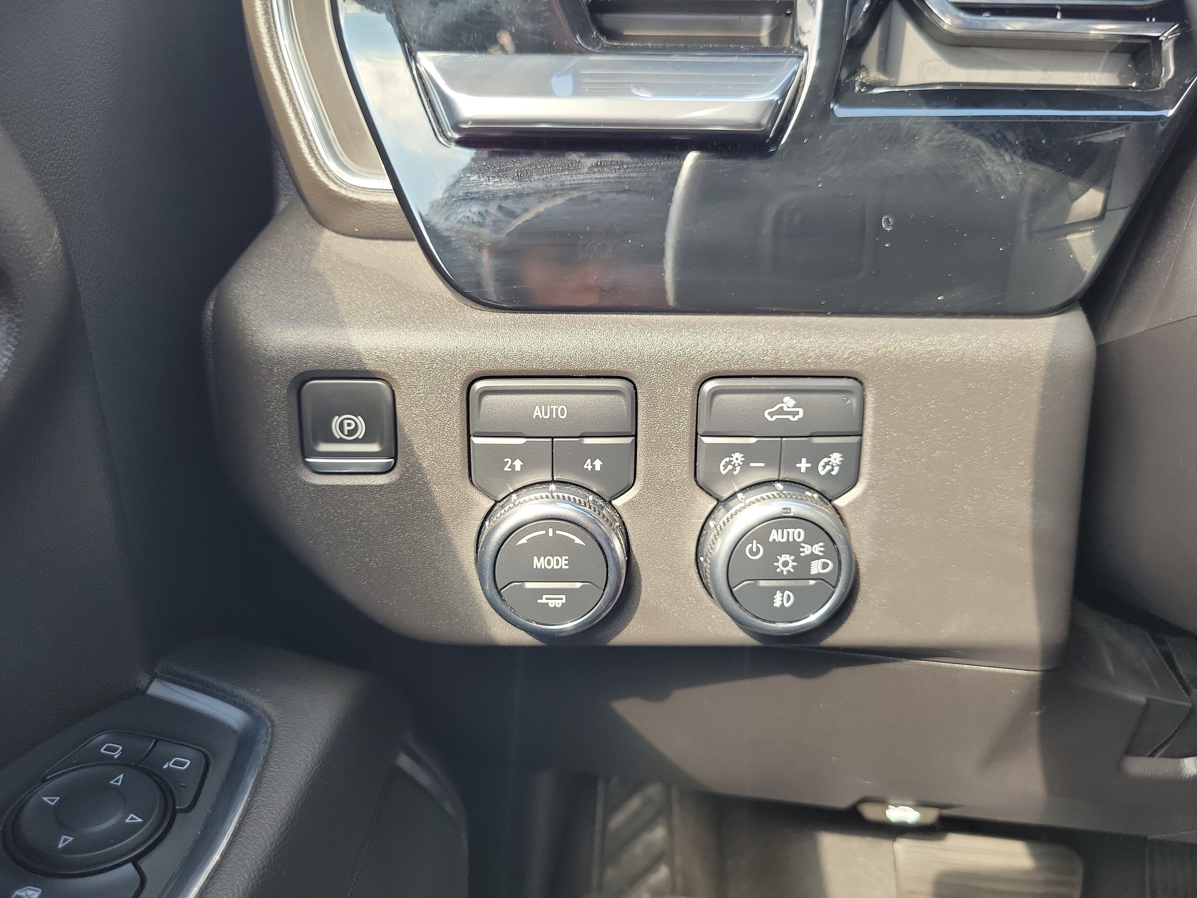 Used 2024 GMC Sierra 1500 Elevation AWD/4WD image 22