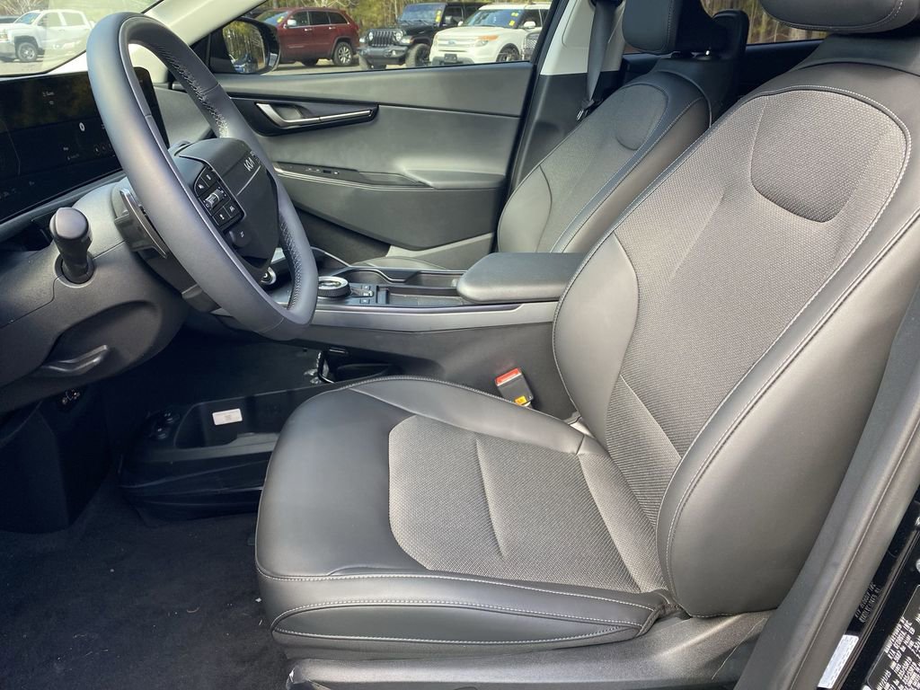 New 2025 Kia EV6 Light image 13