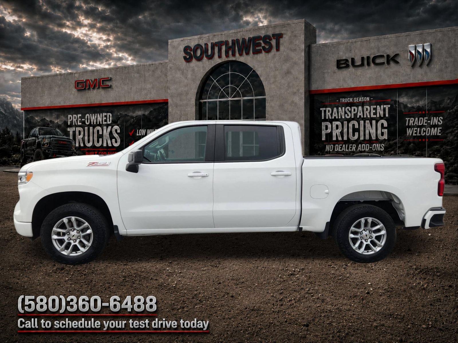 Used 2024 Chevrolet Silverado 1500 RST w/ Z71 Off-Road Package AWD/4WD image 3