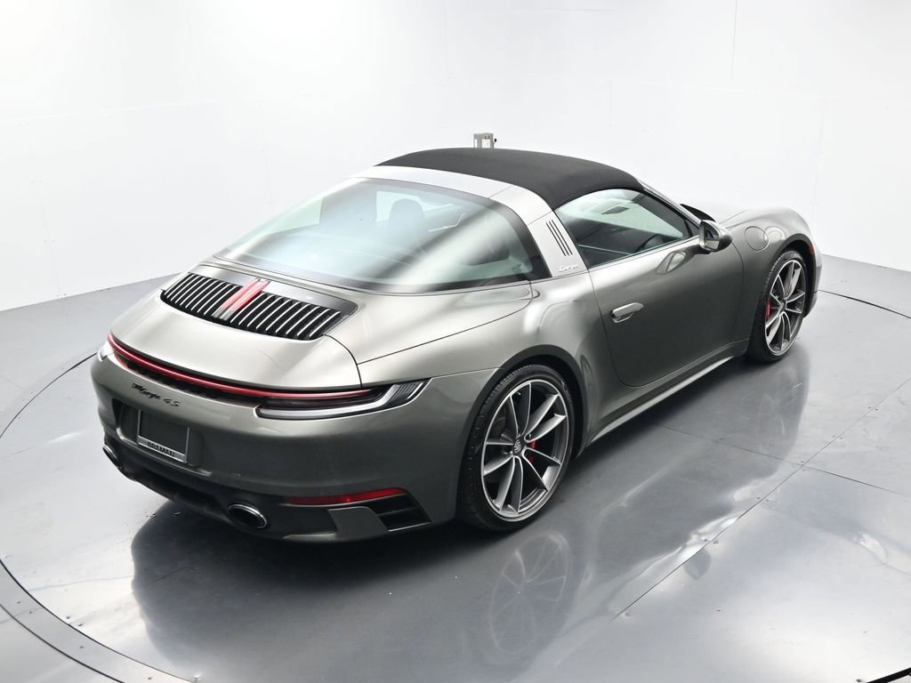 Certified 2021 Porsche 911 Targa 4S w/ Sportdesign Package image 27