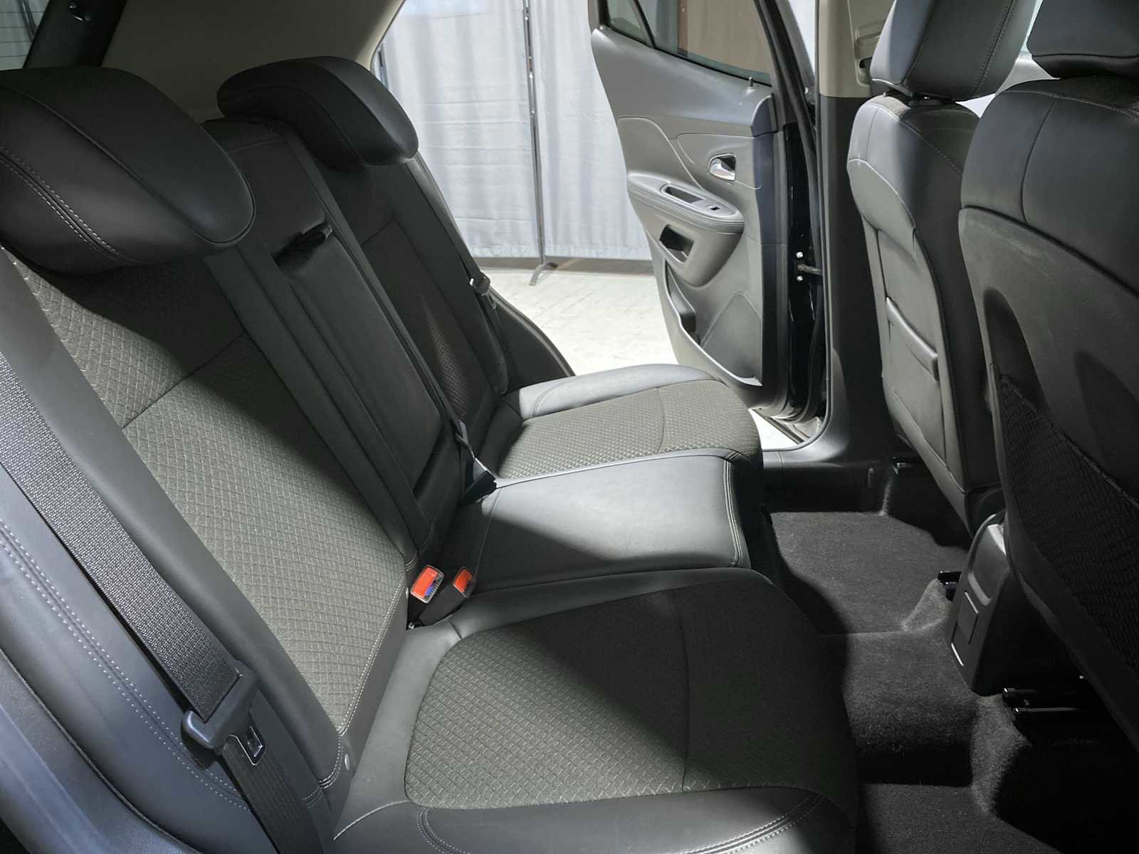 Used 2019 Buick Encore Preferred image 13