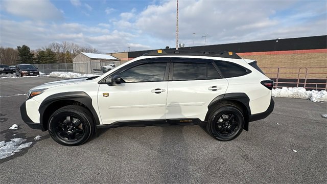 Used 2022 Subaru Outback Wilderness w/ Wilderness Package image 2