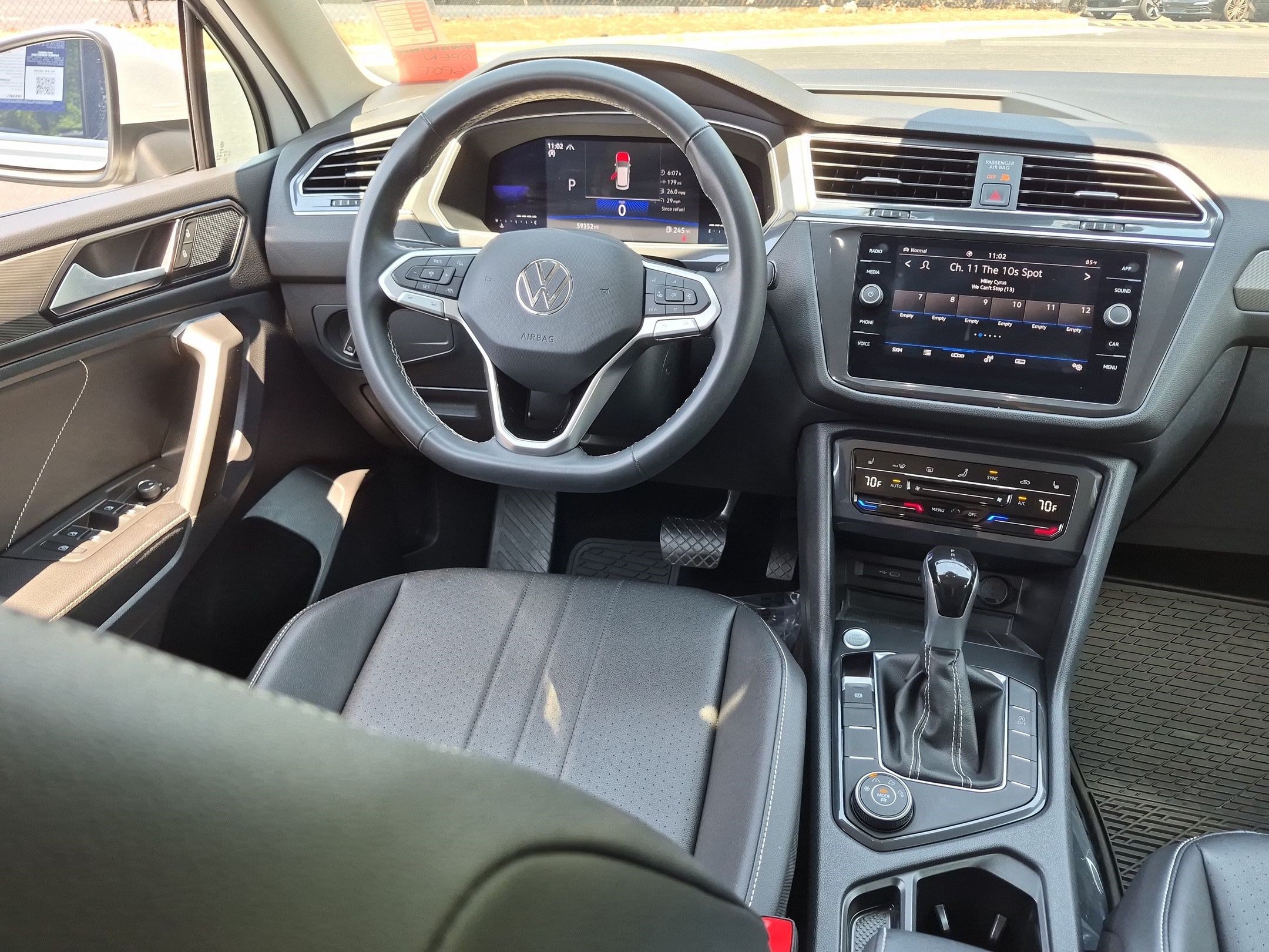 Used 2022 Volkswagen Tiguan SE AWD/4WD image 28
