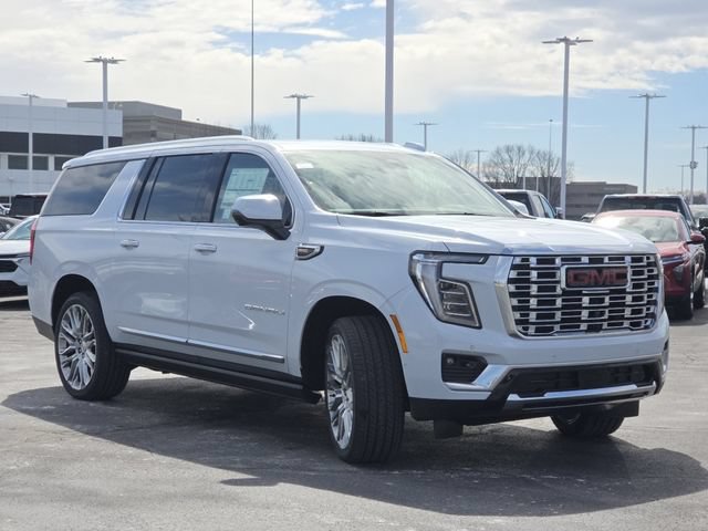 New 2026 GMC Yukon XL Denali w/ Denali Reserve Package AWD/4WD image 27