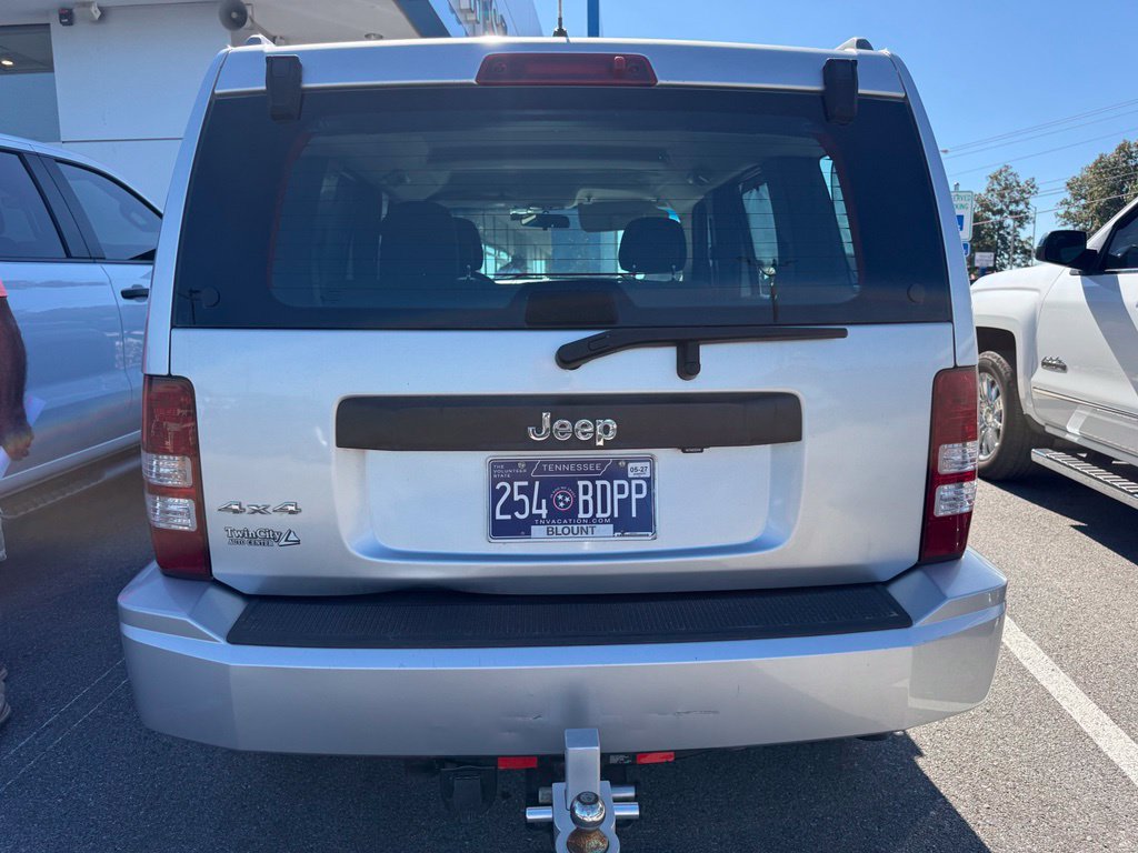 Used 2011 Jeep Liberty Sport AWD/4WD image 8