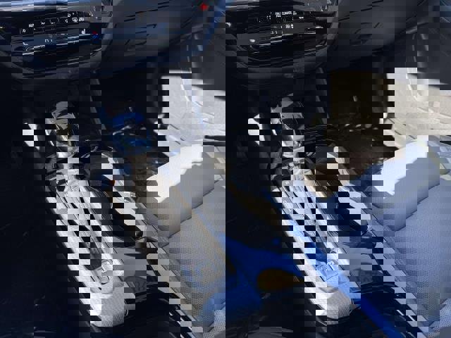 Used 2024 Buick Envista Avenir image 30