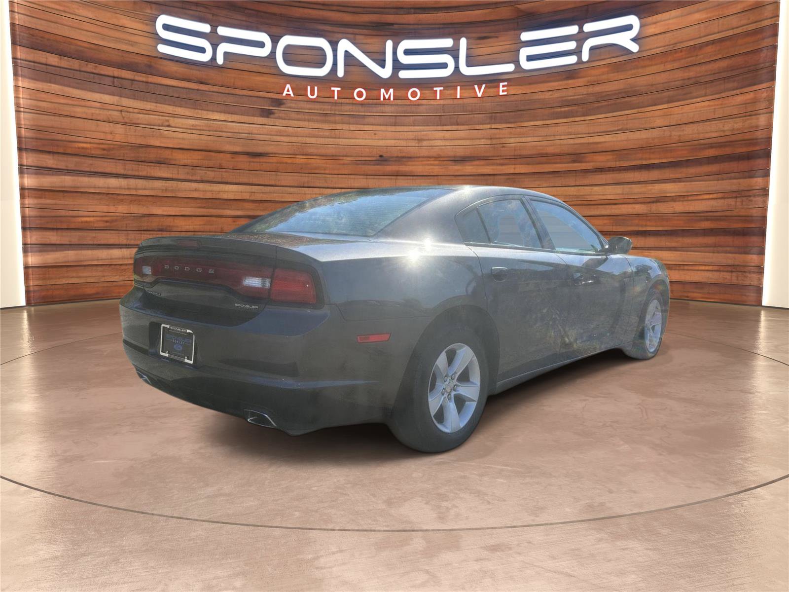 Used 2014 Dodge Charger SE RWD image 6