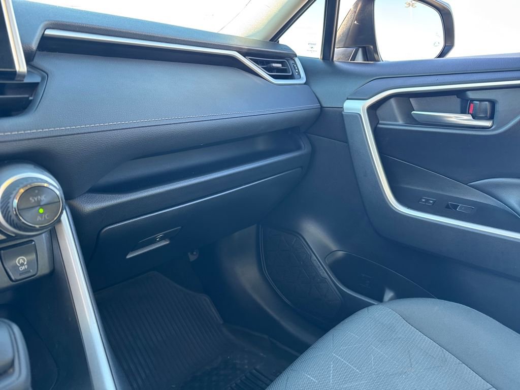 Used 2023 Toyota RAV4 XLE w/ Convenience Package image 22