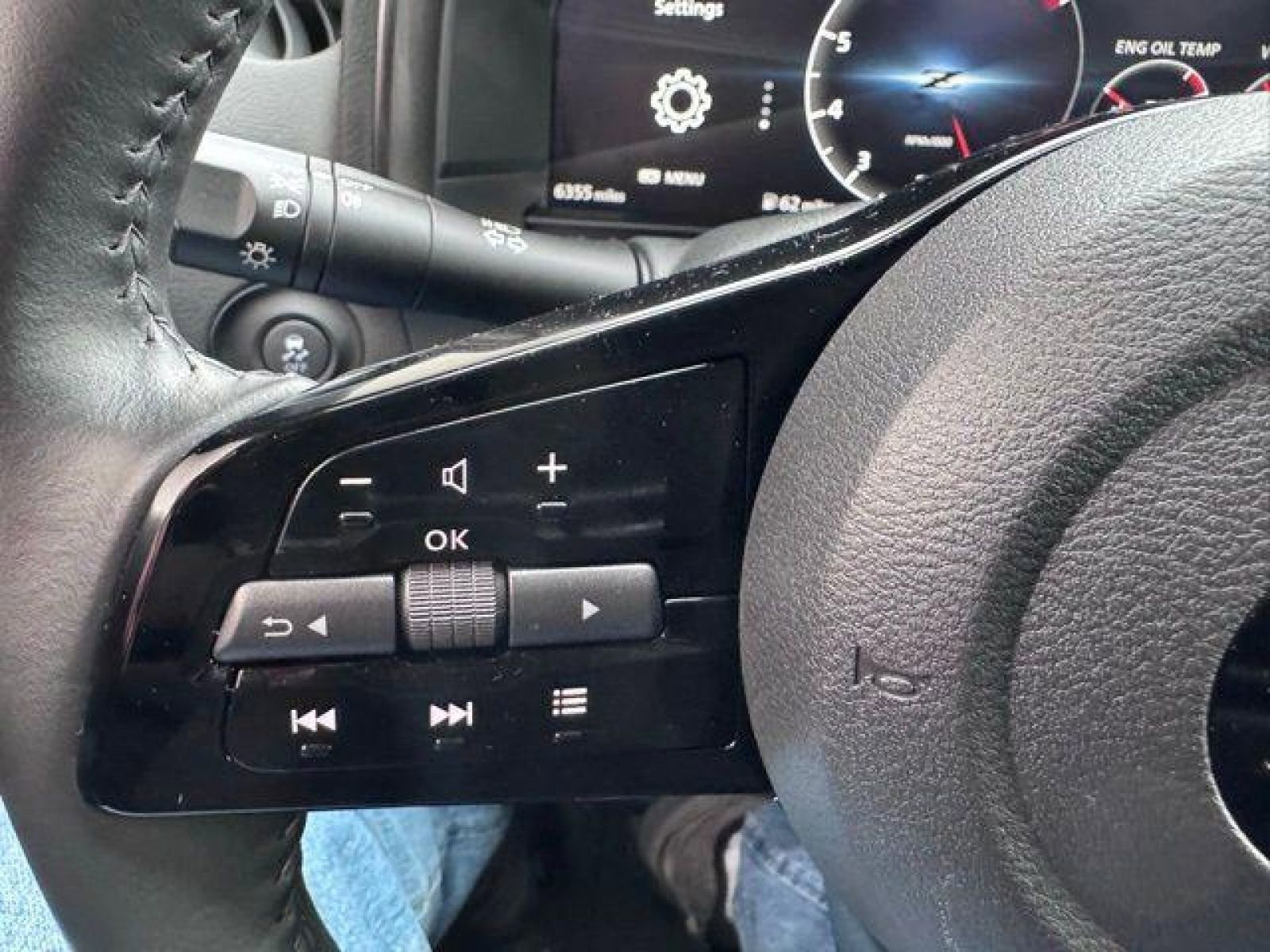 Used 2024 Nissan Z Sport RWD image 16
