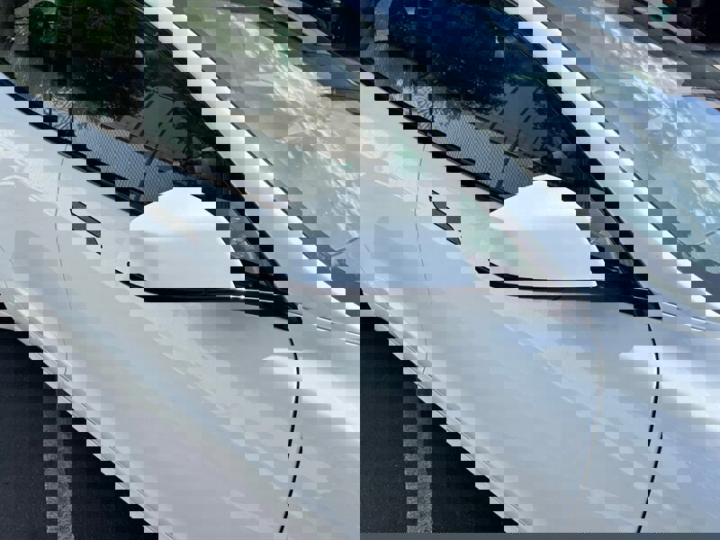 Used 2022 Tesla Model S Plaid image 9