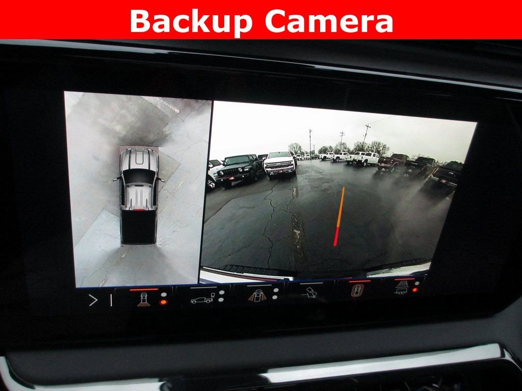 Used 2025 GMC Sierra 2500 AT4X image 18