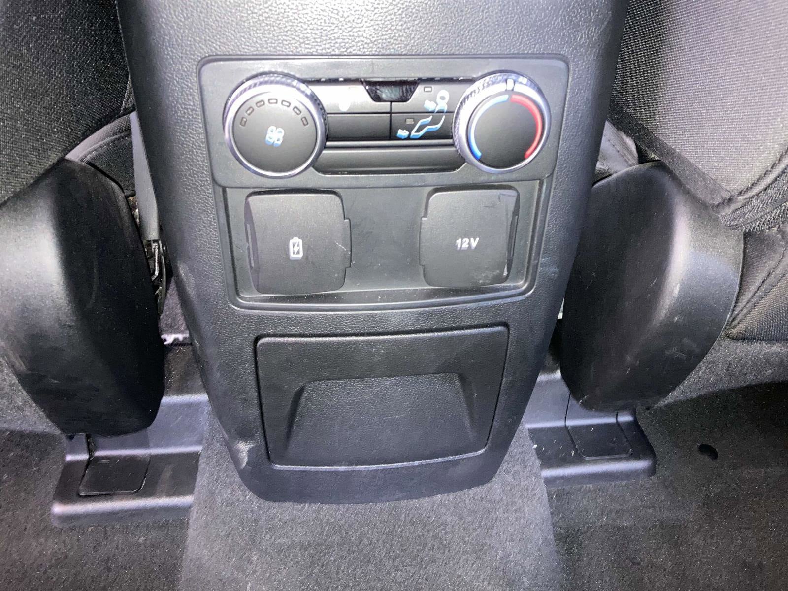 Used 2022 Ford Explorer XLT RWD image 18