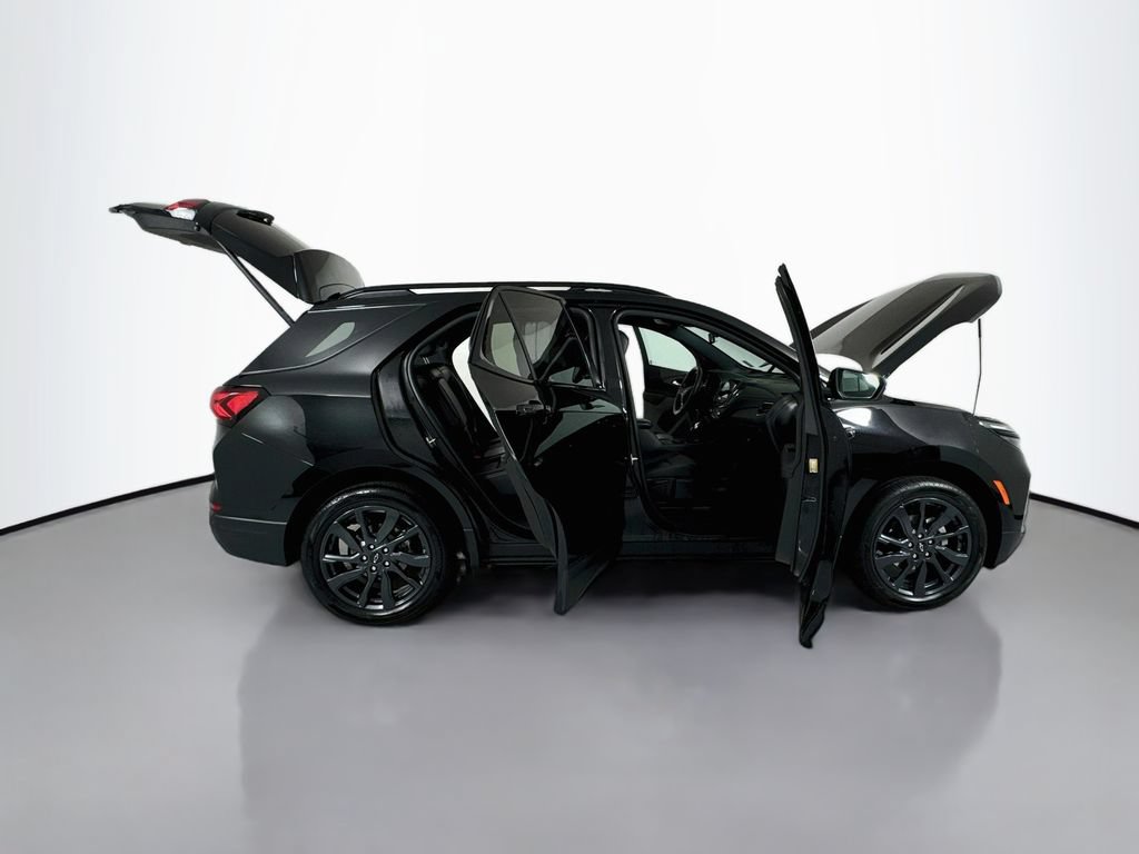 Used 2024 Chevrolet Equinox RS w/ RS Leather Package AWD/4WD image 26