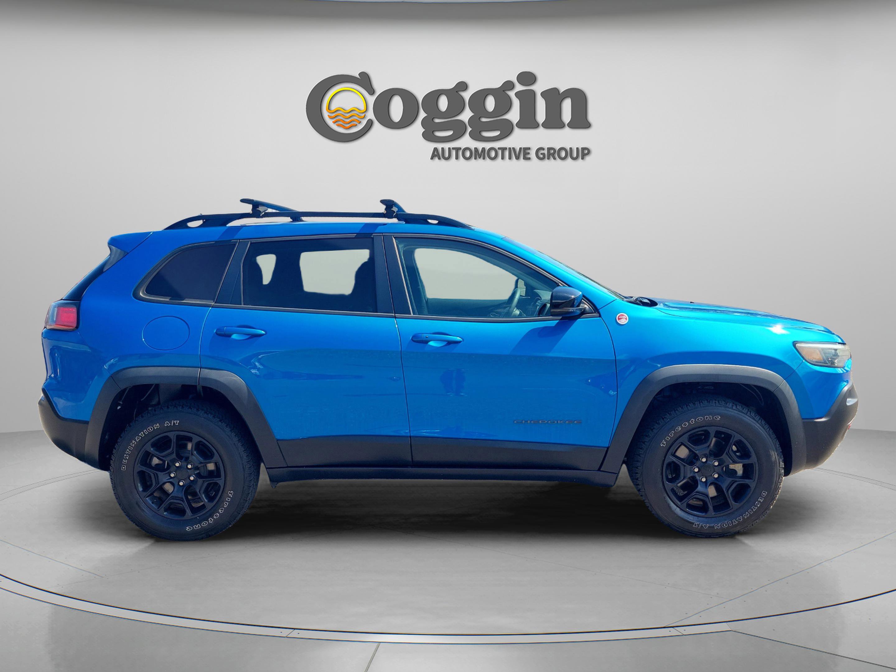Used 2022 Jeep Cherokee Trailhawk w/ Comfort/Convenience Group image 19