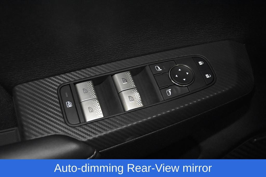 New 2025 Mitsubishi Outlander ES image 23