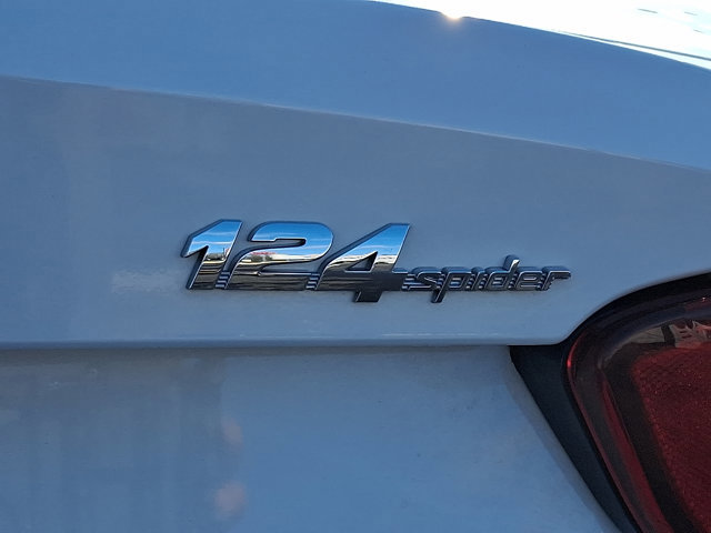 Used 2020 FIAT 124 Spider Abarth w/ Convenience Group image 29