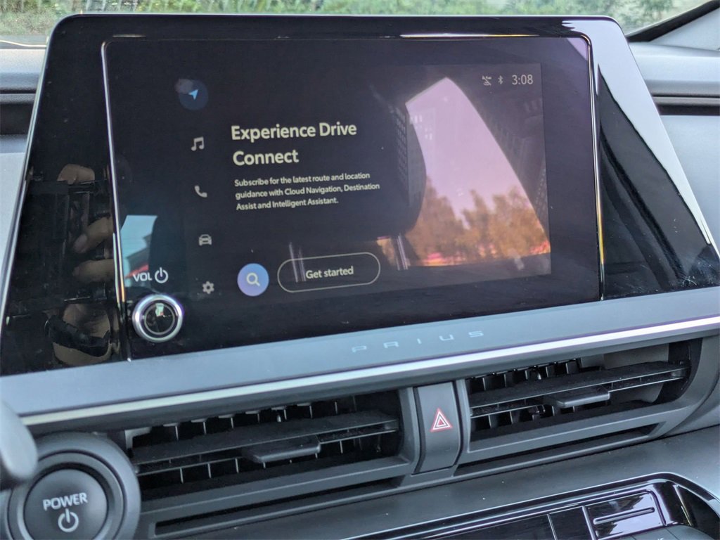 Used 2025 Toyota Prius LE image 21