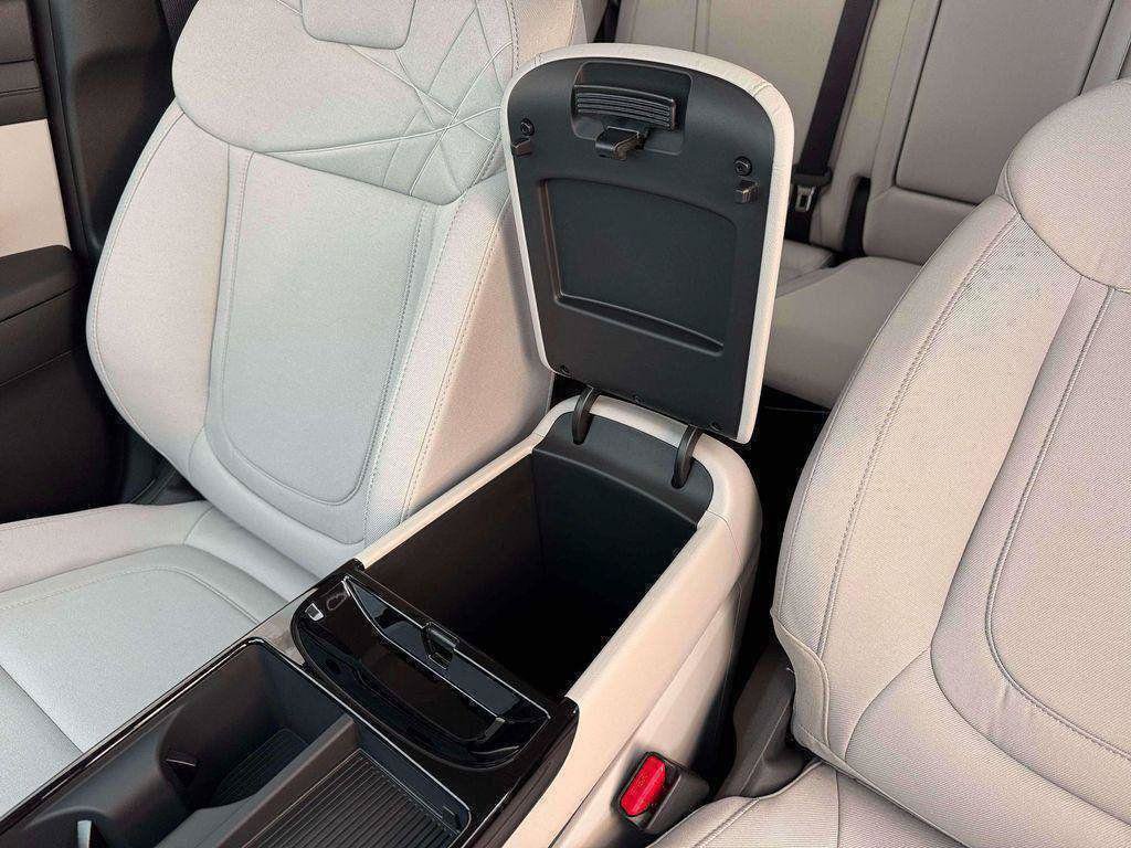 New 2026 Hyundai Tucson Blue SE AWD/4WD image 18