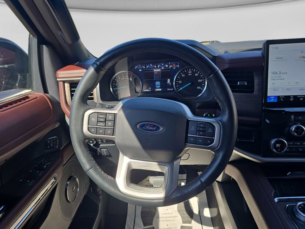 Used 2024 Ford Expedition Limited image 13