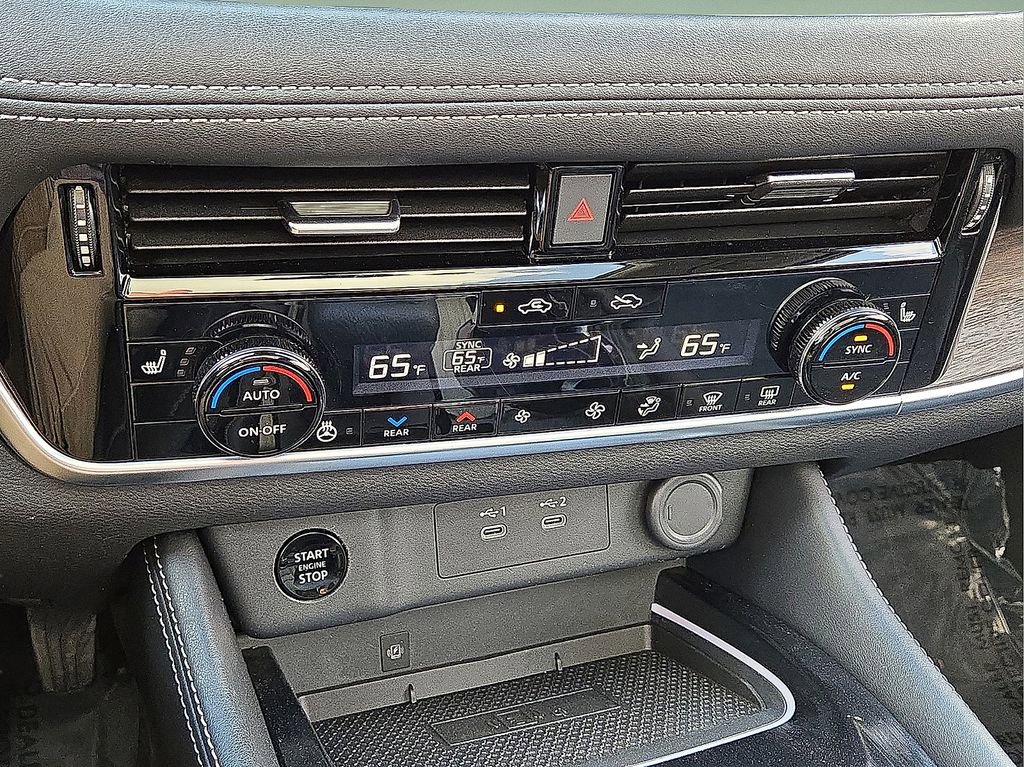 Used 2024 Nissan Rogue Platinum w/ Platinum Premium Package image 29