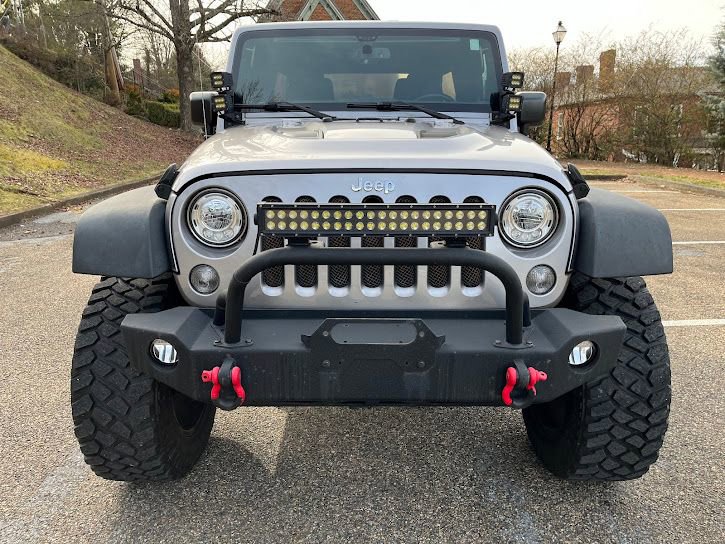 Used 2017 Jeep Wrangler Unlimited Rubicon w/ Connectivity Group image 31