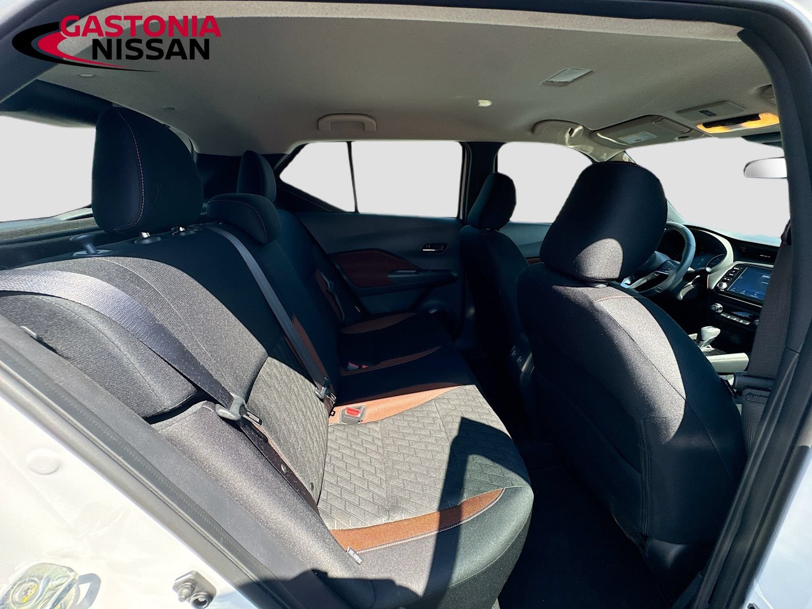 Used 2024 Nissan Kicks SR FWD image 34