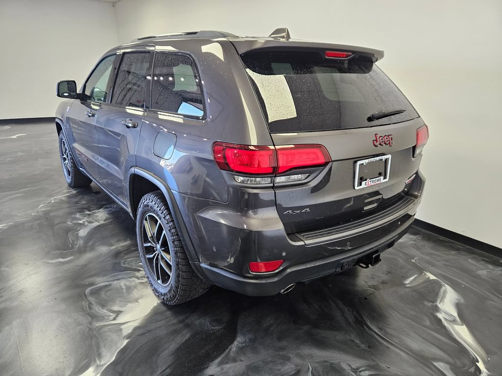 Used 2018 Jeep Grand Cherokee Trailhawk w/ Trailhawk Luxury Group AWD/4WD image 6