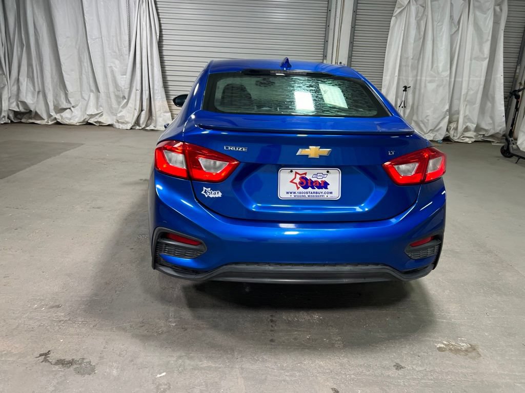 Used 2016 Chevrolet Cruze LT w/ Sun And Sound Package FWD image 6