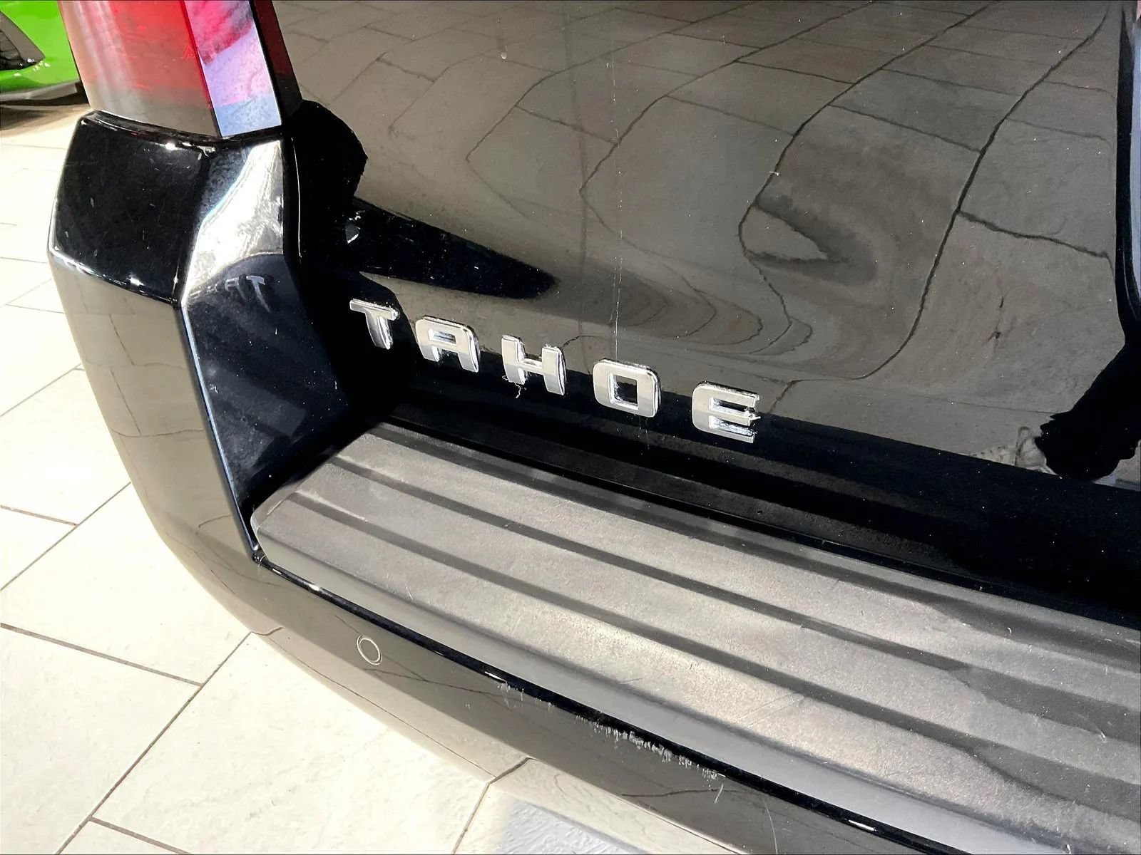 Used 2018 Chevrolet Tahoe LS w/ All-Season Package RWD image 31