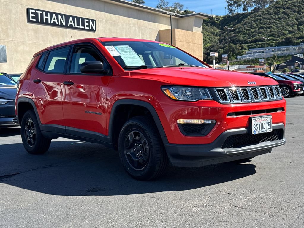 Used 2020 Jeep Compass Sport image 4