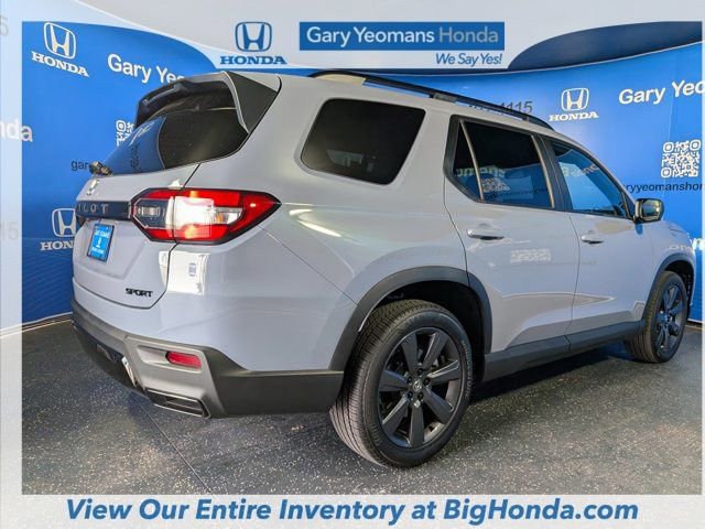 Used 2026 Honda Pilot Sport image 8
