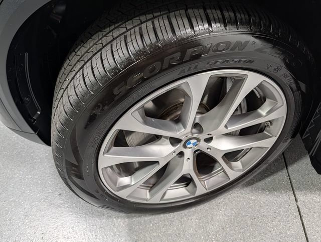 Used 2026 BMW X5 xDrive50e w/ Climate Comfort Package AWD/4WD image 9