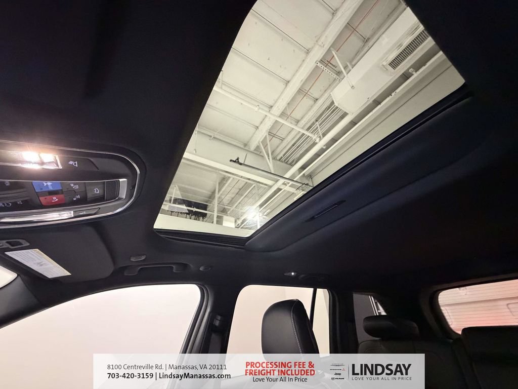 New 2026 Jeep Grand Cherokee Altitude AWD/4WD image 28