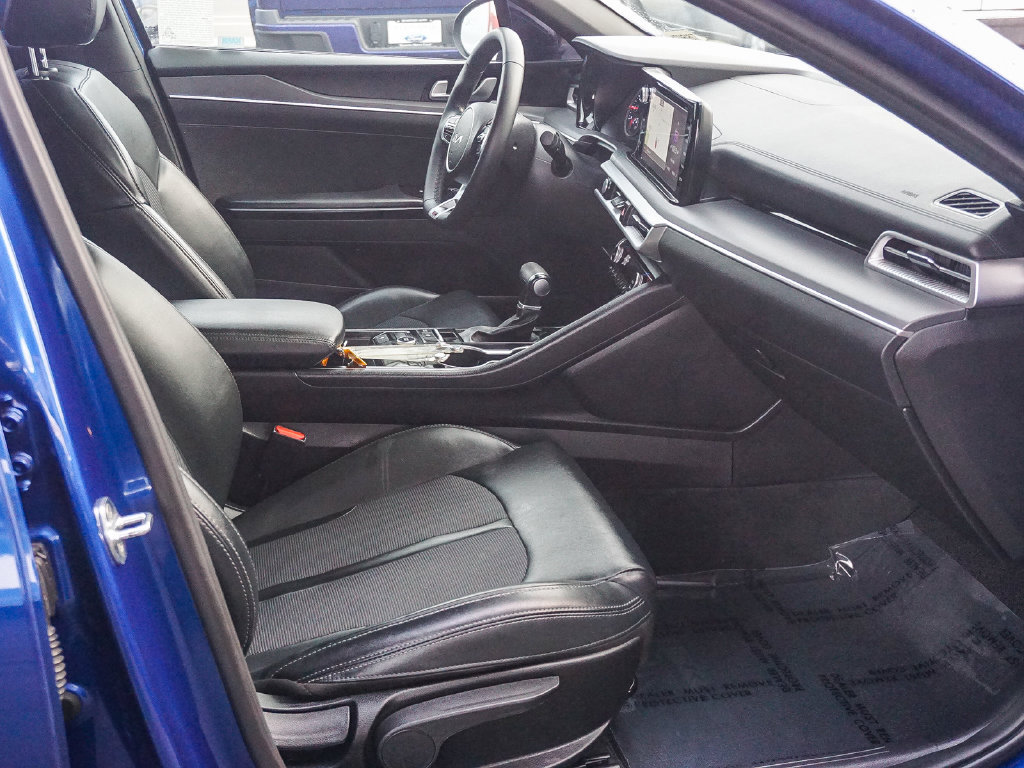 Used 2022 Kia K5 GT-Line FWD image 13