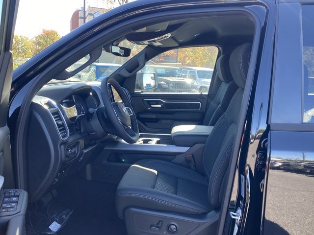 New 2026 RAM 1500 4x4 Crew Cab image 14