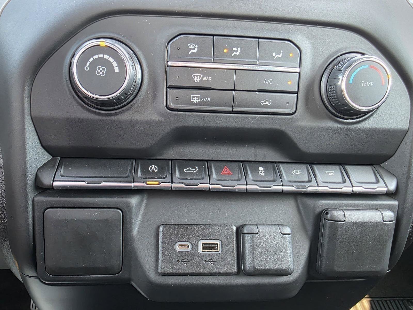 Used 2021 Chevrolet Silverado 1500 Custom image 18