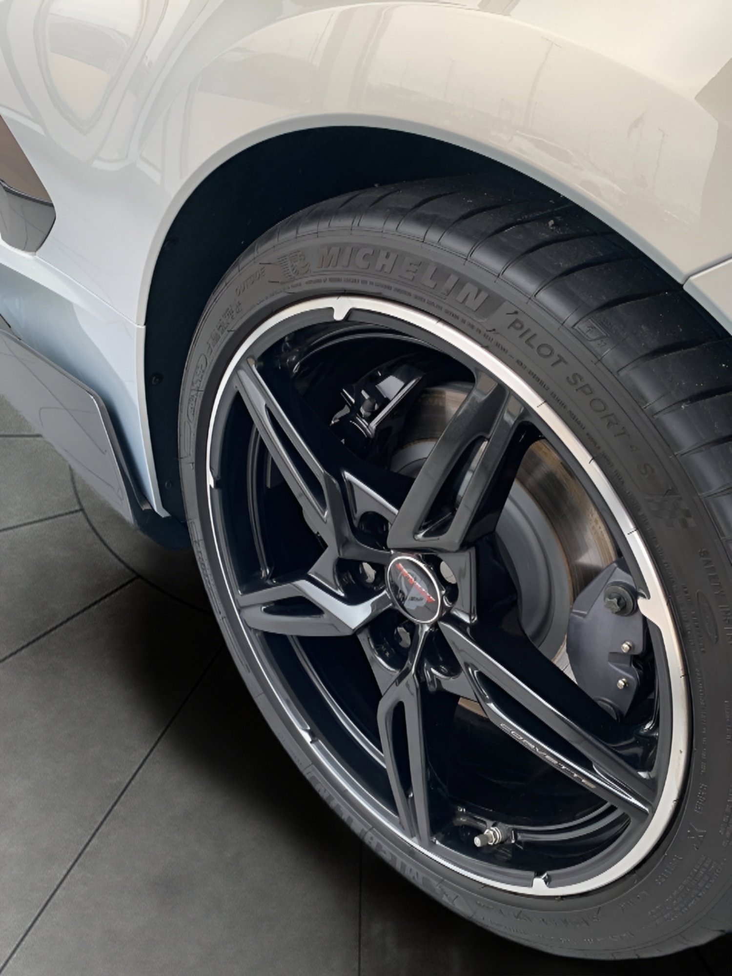 Used 2023 Chevrolet Corvette Stingray Preferred Cpe w/ Z51 Performance Package image 31