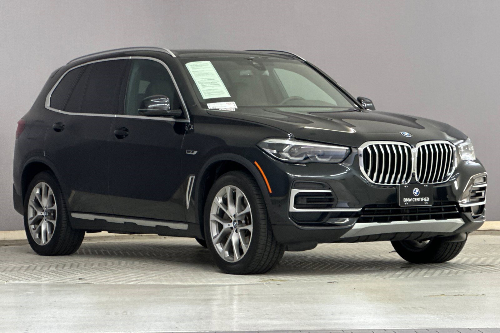 Used 2023 BMW X5 xDrive45e w/ Climate Comfort Package AWD/4WD image 6