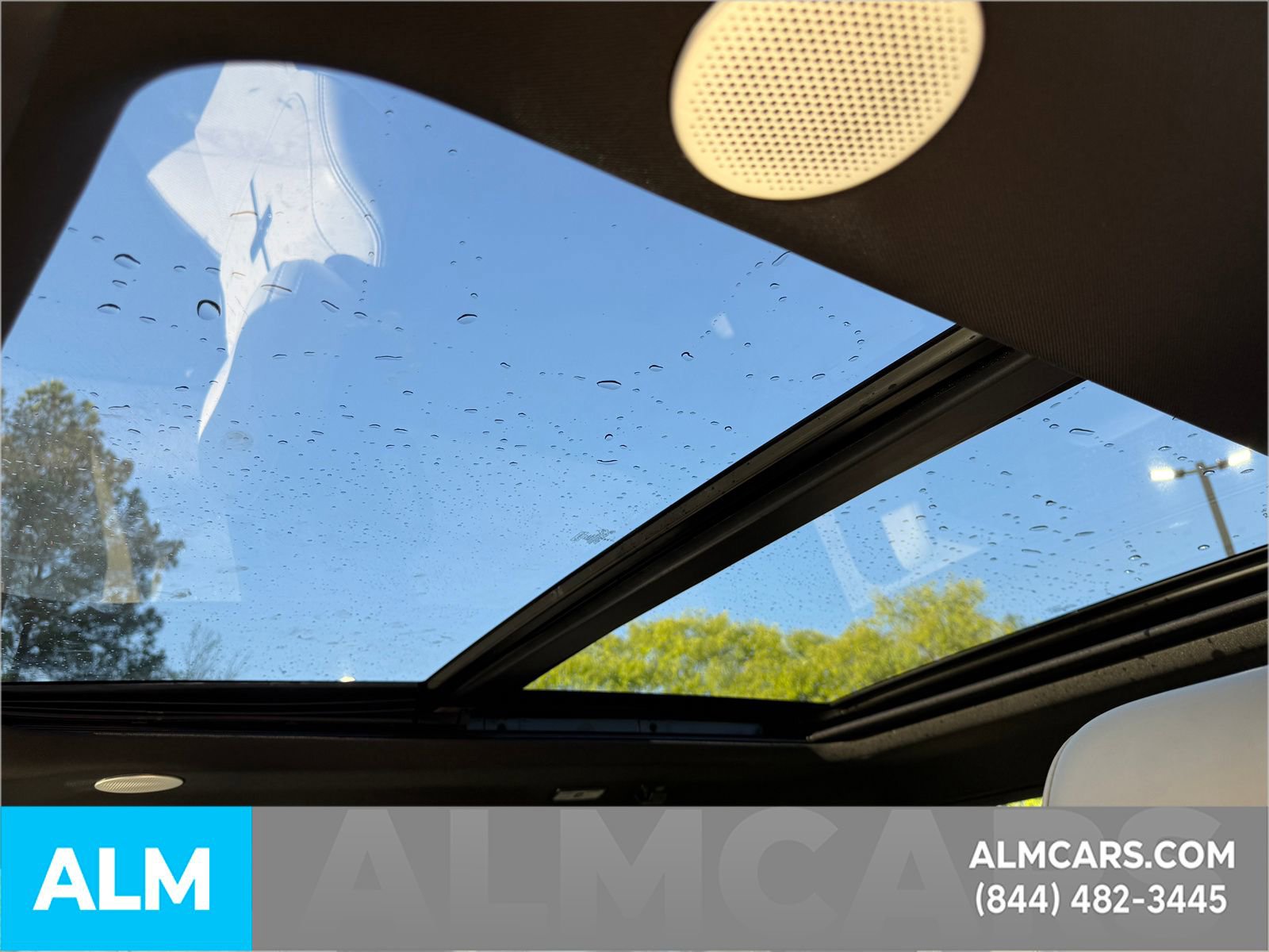 Used 2024 Ford F150 Lightning Platinum AWD/4WD image 15