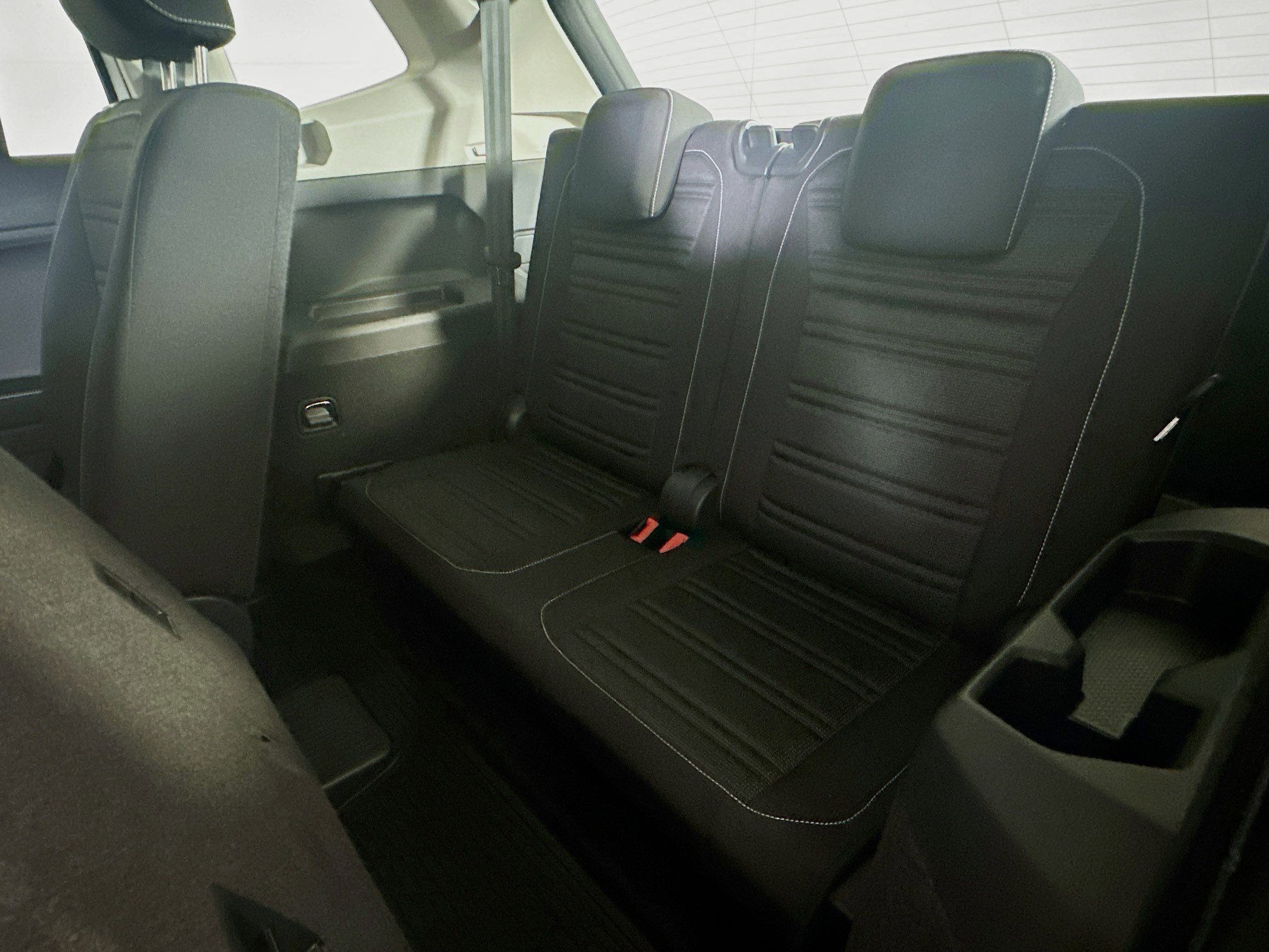Used 2024 Volkswagen Tiguan S w/ MDO Package, Three-Row FWD image 28