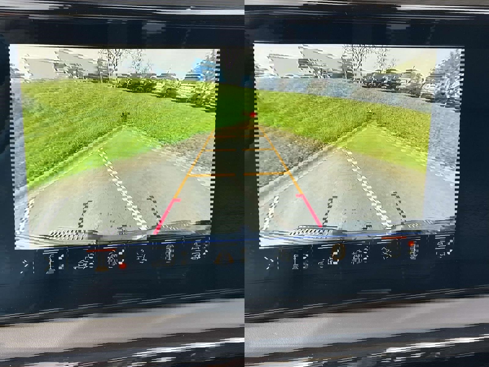 Used 2025 GMC Sierra 2500 AT4X image 20