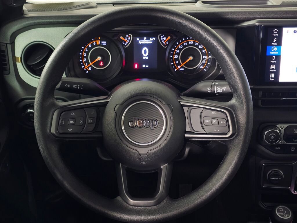 New 2025 Jeep Gladiator Sport image 18