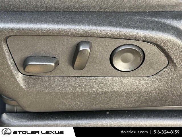 Used 2025 Chevrolet Tahoe Premier image 21