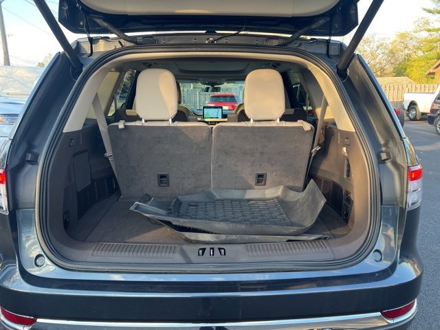 Used 2024 Lincoln Aviator Reserve w/ Elements Package Plus image 18