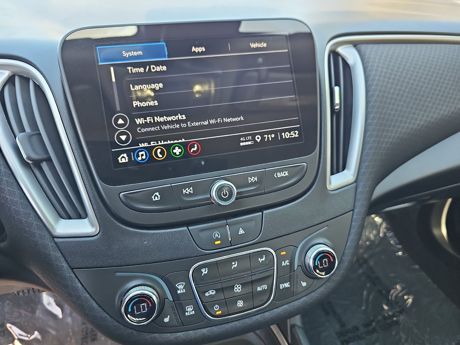 Used 2023 Chevrolet Malibu LT FWD image 22