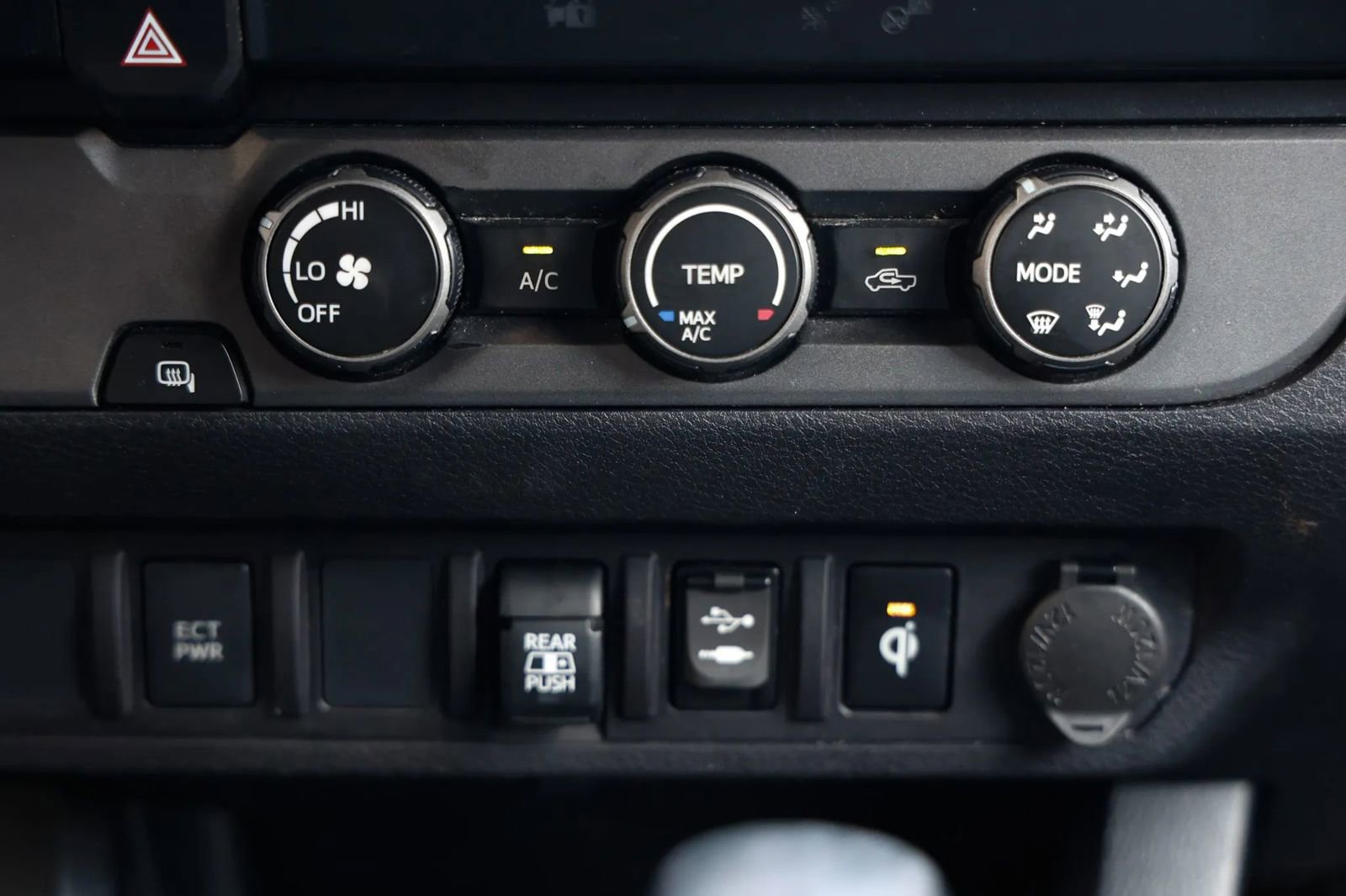 Used 2019 Toyota Tacoma TRD Sport RWD image 27